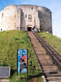 Cliffords Tower entrance